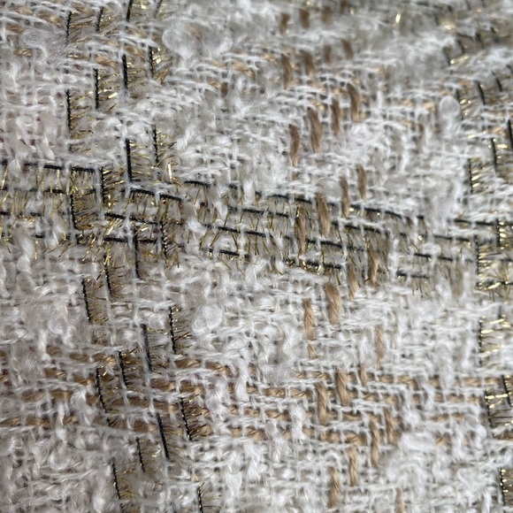 Charlie Paige cream and metallic gold open front shawl/wrap/shrug - Picture 3 of 6